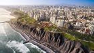 السكان يهرعون إلى الشوارع جراء زلزال عاصمة البيرو