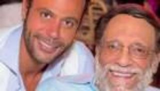 حقيقة لحية عادل إمام البيضاء.. أين التقطت الصورة المثيرة للجدل؟