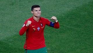 كريستيانو رونالدو ضد فرنسا