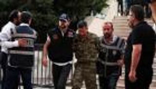 تركيا تأمر باعتقال 13 شخصا.. والتهمة "غولن"