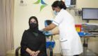 الإمارات تقدم 14,7 مليون جرعة من لقاحات كورونا