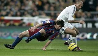 ليونيل ميسي وزين الدين زيدان