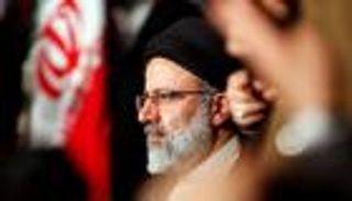 "ملف مجزرة 1988 الأسود".. صدام حقوقي مبكر يواجه "رئيسي" 