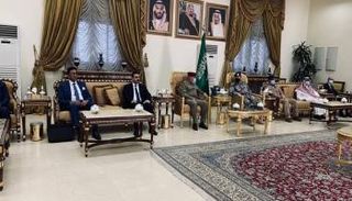 الوفد العراقي خلال زيارته للسعودية