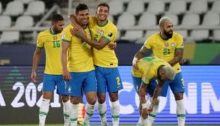 من مباراة البرازيل وكولومبيا