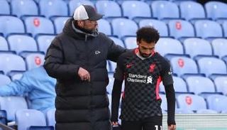 محمد صلاح غاضباً مع مدربه الألماني في ليفربول يورجن كلوب