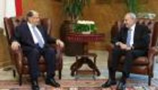 "ميشال الفاسد".. حرب اتهامات بلبنان بين معسكري بري وعون