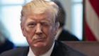 ترامب رئيسا لأمريكا في أغسطس.. "صداع" يؤرق واشنطن