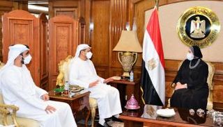 لقاء الشامسي اجتماع سفير الإمارات لدى مصر مع وزيرة التجارة والصناعة
