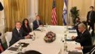 لابيد: زيارتي للإمارات "تاريخية" وأتطلع لتوسيع دائرة السلام