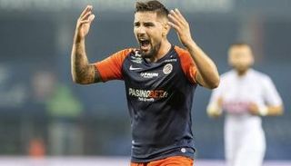 النجم أندي ديلور 