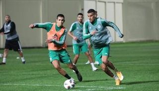 كريم عريبي مهاجم منتخب الجزائر