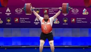 تالاخادزه البطل التاريخي في منافسات رفع الأثقال