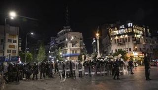 انتشار أمني فلسطيني لمواجهة تظاهرات منددة باغتيال بنات