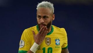 نيمار نجم منتخب البرازيل