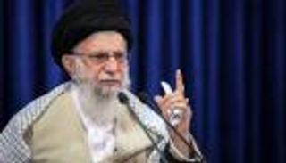 مسؤول إيراني يستبعد تفاهما بشأن الملف النووي: القرار "بيد المرشد"