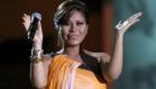 مفاجأة جديدة من شيرين عبدالوهاب