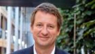 عالم البيئة يانيك جادوت يعلن ترشحه لانتخابات الرئاسة الفرنسية