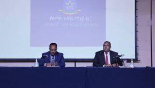 دمقي مكونن ورضوان حسين 