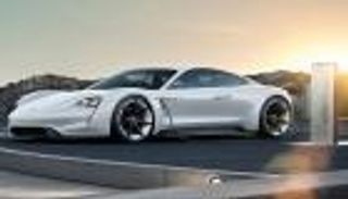 "بورش" تستدعي 43 ألف سيارة.. خيبة أمل لأول طراز كهربائي