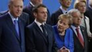 صحفي أمريكي يكشف سر هدنة "أردوغان وماكرون"