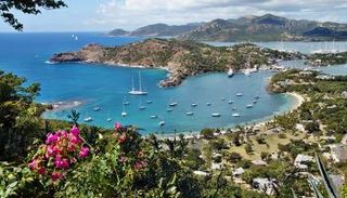 الإعصار يهدد جزر الكاريبي