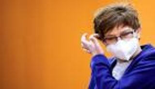 عقب هجوم إرهابي.. وزيرة دفاع ألمانيا تزور قواتها في مالي