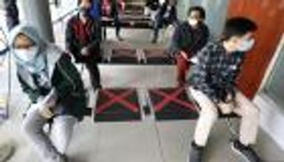 إندونيسيا: إصابات قياسية بكورونا وقيود أكثر صرامة