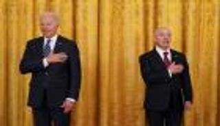  بعد ترحيلهم من أمريكا.. بايدن يأمر بإعادة المحاربين القدامى