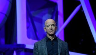 جيف بيزوس - رويترز