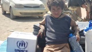 ميليشيا الحوثي الإرهابية تستولى على المساعدات الإنسانية 