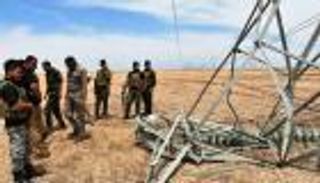 "إرهاب الكهرباء".. العراق يحبط محاولة تفجير أبراج طاقة بـ"نينوى"