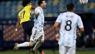 ليونيل ميسي قائد الأرجنتين