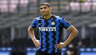 أشرف حكيمي لاعب إنتر ميلان