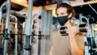 دراسة تحسم جدل "ارتداء الكمامة أثناء ممارسة الرياضة"