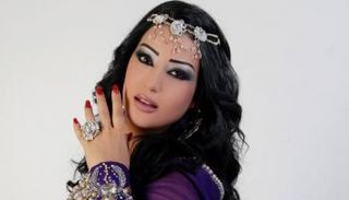 الفنانة المصرية سمية الخشاب