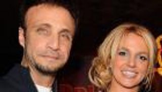 استقالة مدير أعمال بريتني سبيرز.. السر في "الاحتراف"