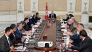 الرئيس التونسي يكشف أسباب خسارة "معركة كورونا"