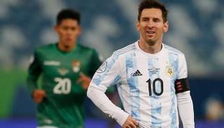 ليونيل ميسي قائد الأرجنتين