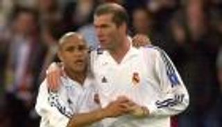 بعد 15 عاما.. أسطورة البرازيل ينتقد قرار زيدان المؤلم