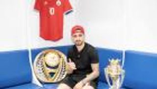 قبل مغامرة الاتحاد.. كورونادو يودع جماهير الشارقة برسالة مؤثرة