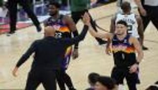 الحلم المصري يقترب.. فينكس صنز يعزز تفوقه في نهائي السلة الأمريكي