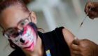 كوبا تمنح لقاح "عبدالله" المضاد لكوفيد ترخيصا طارئا