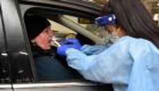 قفزة قياسية في إصابات كورونا اليومية بأستراليا.. وتحذير من الأسوأ