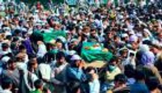 الارتجال الإيراني في أفغانستان.. هل يتضرع خامنئي لعودة أمريكا؟