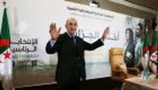 فرنسا ترسم مسار خروجها من مالي بعلامة استفهام تمر بالجزائر