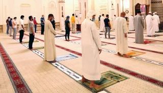 صلاة عيد الأضحى تؤدي بعد شروق الشمس وارتفاعها قيد رمح- أرشيفية