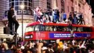 قبل نهائي يورو 2020.. جماهير إنجلترا في قفص الاتهام