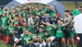 ليس مجرد لقب.. 4 مكاسب للرجاء بعد التتويج بالكونفدرالية