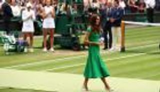 بإطلالة صيفية خضراء.. كيت ميدلتون تنهي العزل لحضور نهائي "ويمبلدون"